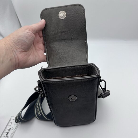 Wrangler Ladies Cell Phone Purse With Back Card Slots Crossbody Adjustable Strap - Picture 7 of 9